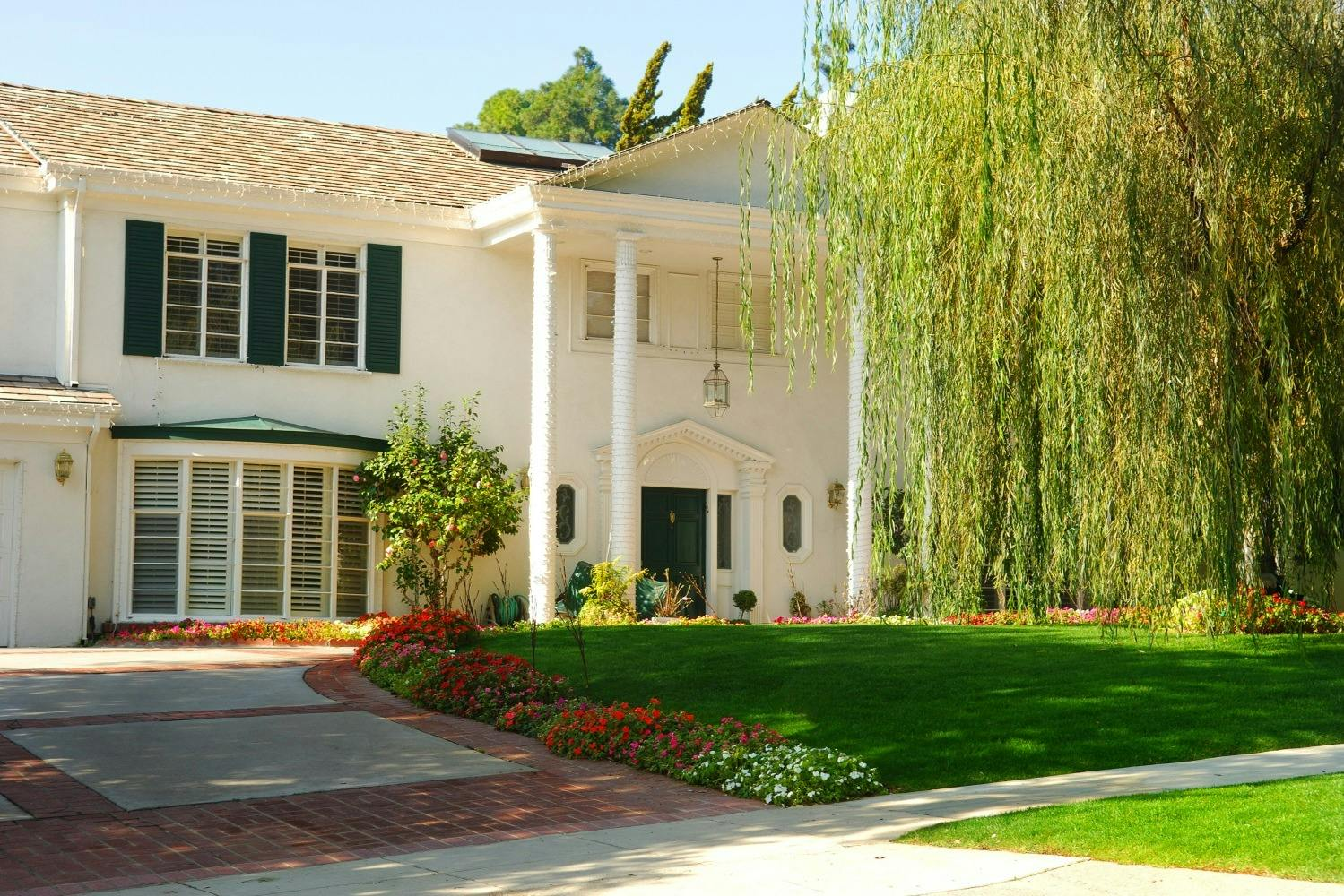 Los Angeles: Celebrity Homes Self-Guided Driving Tour - Photo 1 of 19